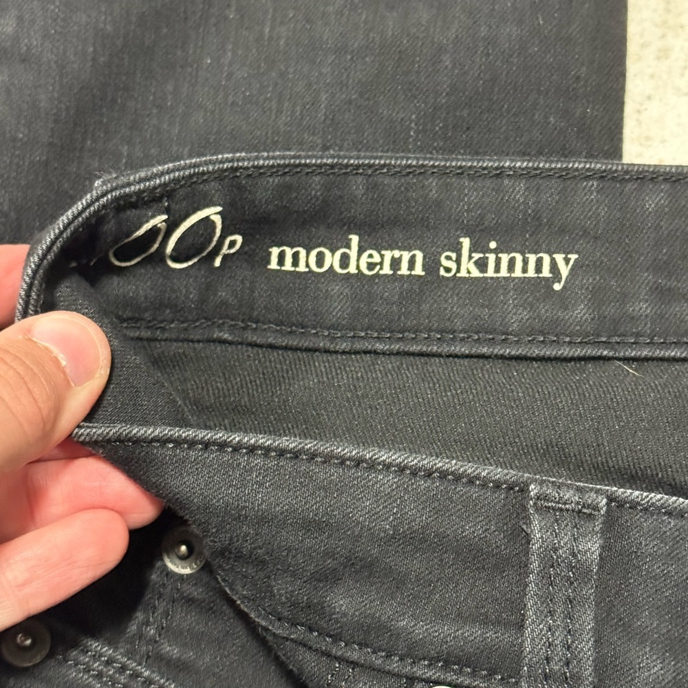 LOFT Women's Modern Skinny Jeans Size 00P Black - Picture 5 of 6